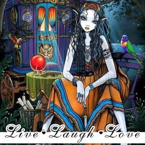 Meet your Posher, Doris